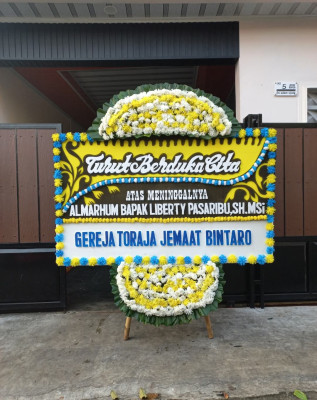 Papan Bunga Duka di Kebon Manggis