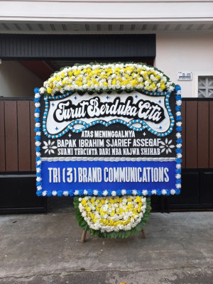 Papan Bunga Duka di Kebon Manggis